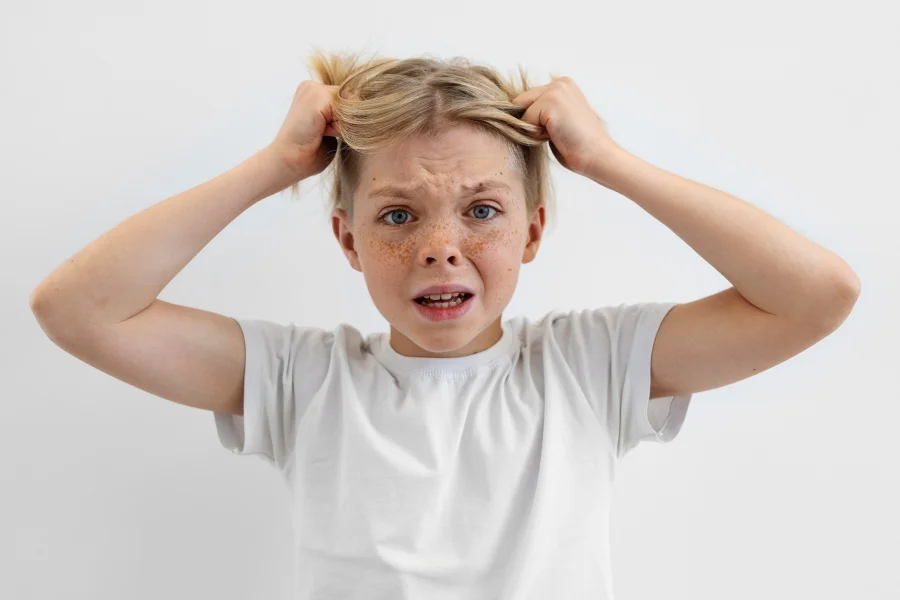 samookaleczanie i poniżanie